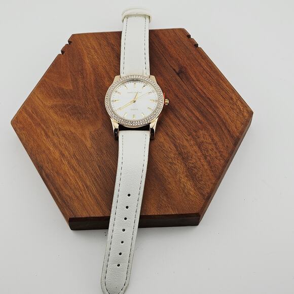 Gino Milano Women's Two Tone Watch Rhinestone Bezel Cowboy Carter Glitz - Picture 4 of 6